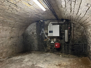  Immeuble � vendre 15 + pi�ces 330 m�