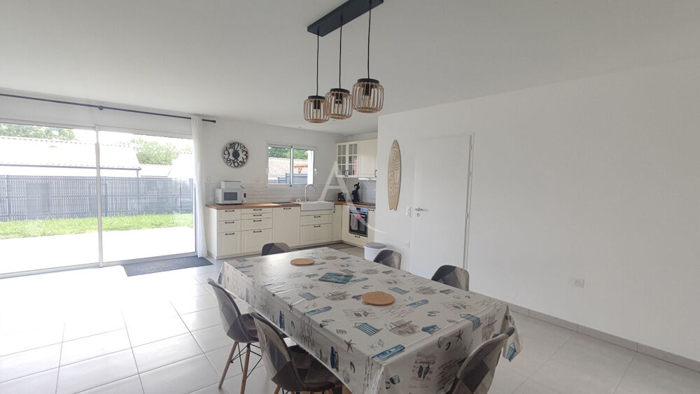 Maison contemporaine de plain-pied Le Poire Sur Vie 4 pièce(s) 90.44 m2