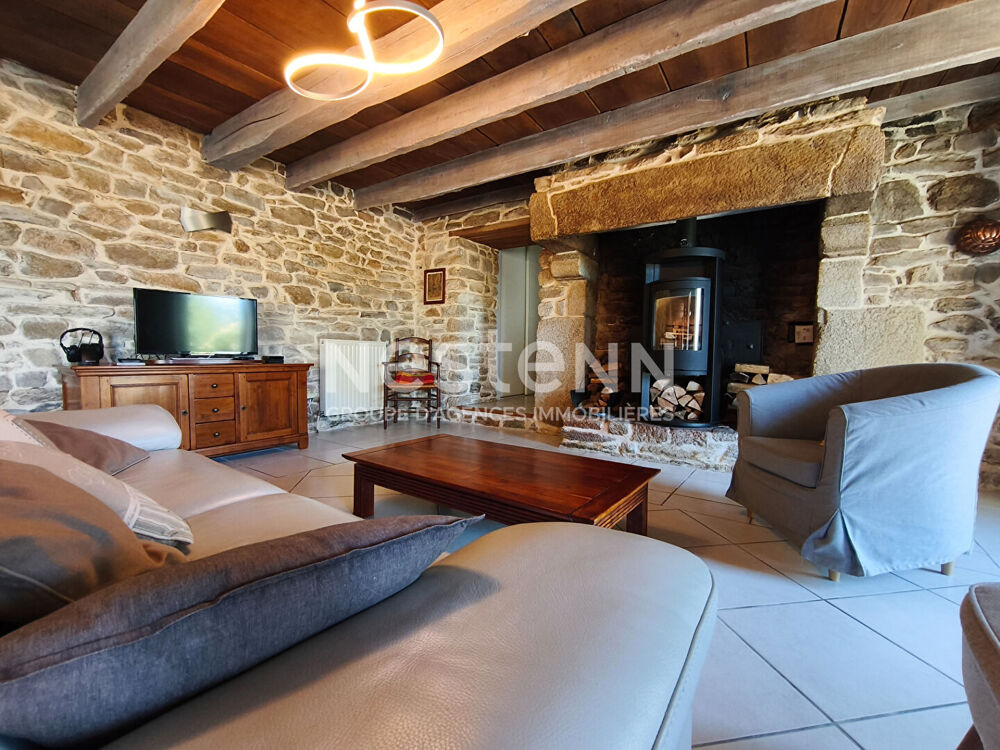 Longère à Vendre - 4 chambres - Saint Nolff Sud - Grand terrain arboré