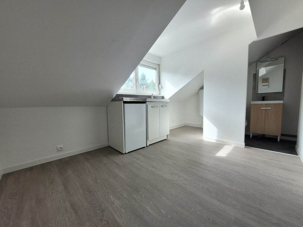 Vente Appartement EXCLUSIVITE: LILLE WAZEMMES: Studio/T2 rénové au dernier étage d'une petite copropriété Lille