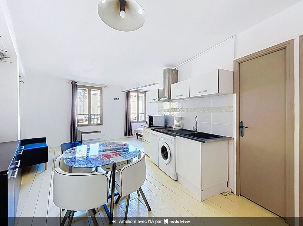 Location Appartement Studio rue Joseph Vernet de 31.67 m² Avignon