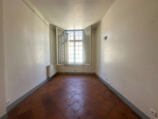  Appartement à louer 2 pièces 53 m²
