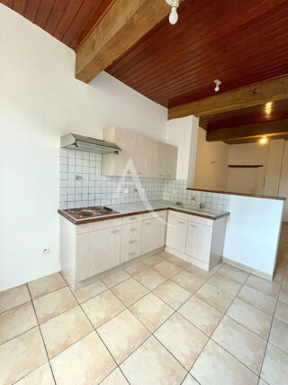  Appartement à louer 3 pièces 45 m²