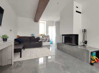 Maison 5 pièces 150 m² · à Sainville · 150 m² · 325 000 €