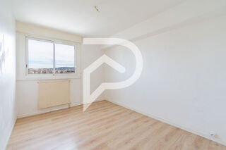  Appartement à vendre 4 pièces 