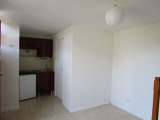 Appartement à louer 2 pièces 17 m²
