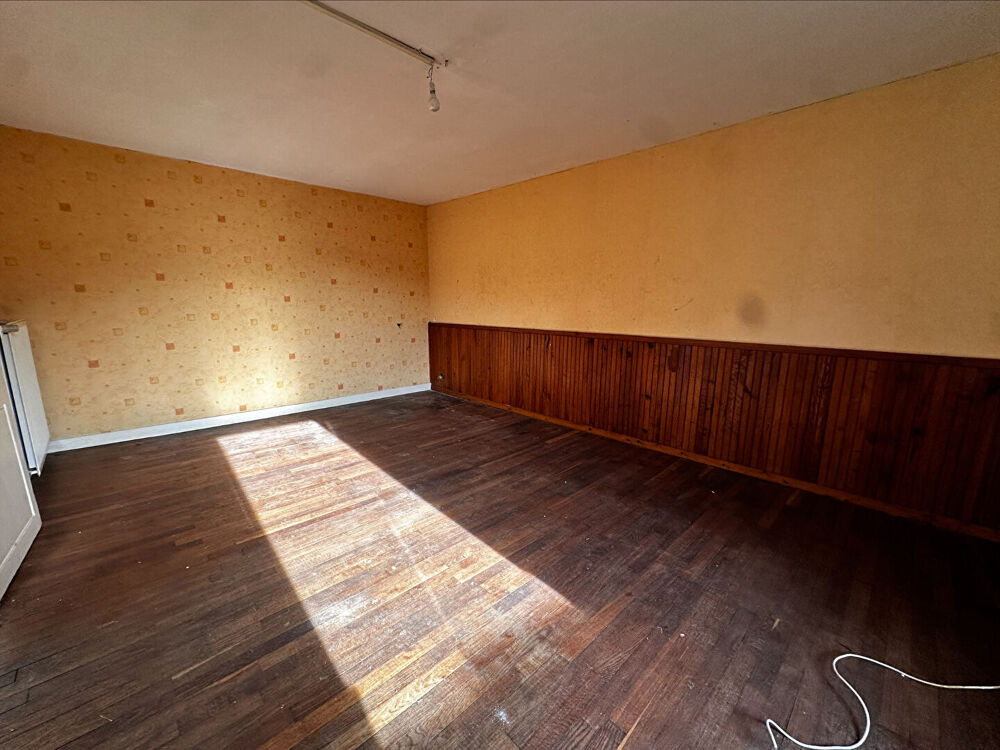 Vente Immeuble Immeuble Saint Loup Sur Semouse 12 pièce(s) 198 m2 Saint loup sur semouse