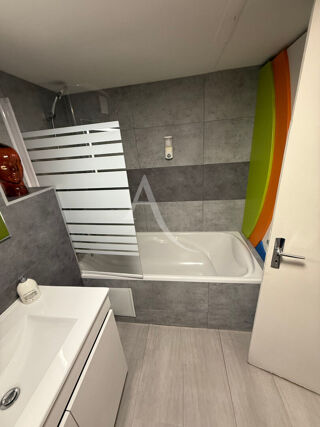  Immeuble � vendre 12 pi�ces 280 m�