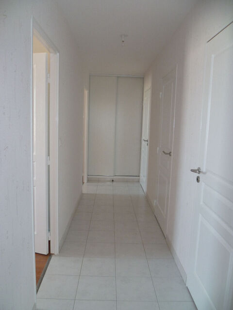  Appartement � louer 4 pi�ces 94 m�