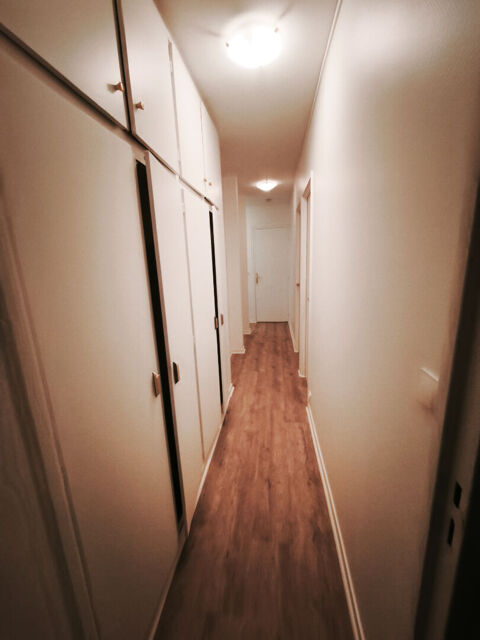  Appartement � louer 4 pi�ces 80 m�