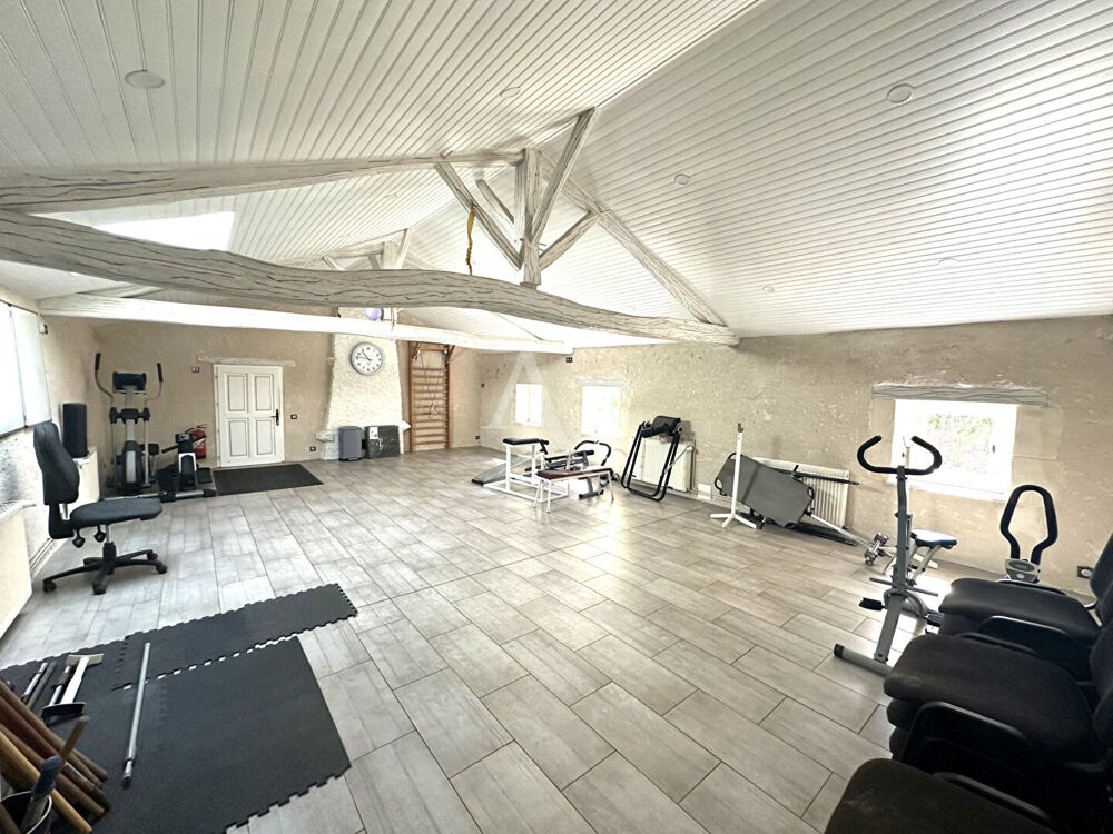 Vente Maison Magnifique propri�t� � 30 minutes de Poitiers Saint sauvant