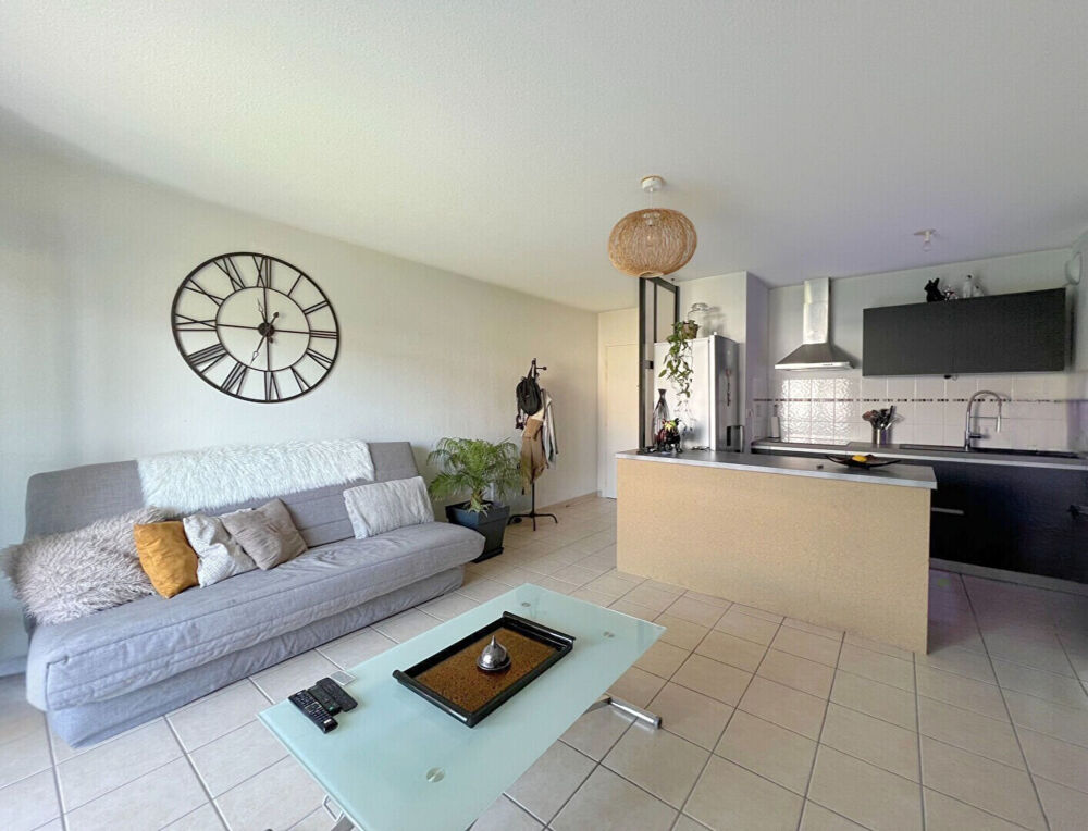 Vente Appartement Dernier étage avec vue dégagée et deux places de stationnement ! Grabels