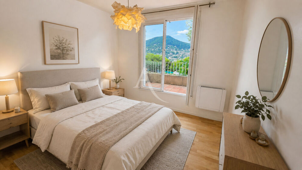 Vente Maison Villa Carqueiranne non mitoyenne 109 m² T5 au calme, rénovée Carqueiranne