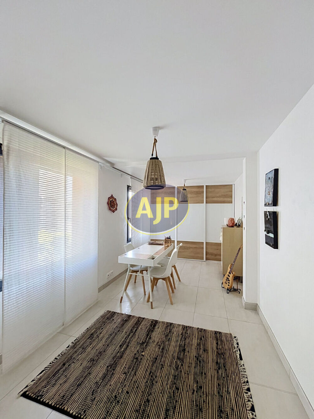 Vente Maison Maison de ville 3 chambres avec un garage et une terrasse au coeur du Haillan Le haillan