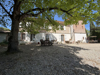  Villa à vendre 10 pièces 534 m²