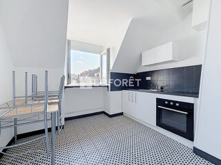  Appartement à louer 3 pièces 50 m²