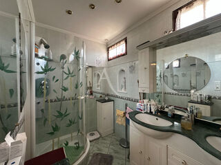  Immeuble à vendre 5 pièces 136 m² Rochefort