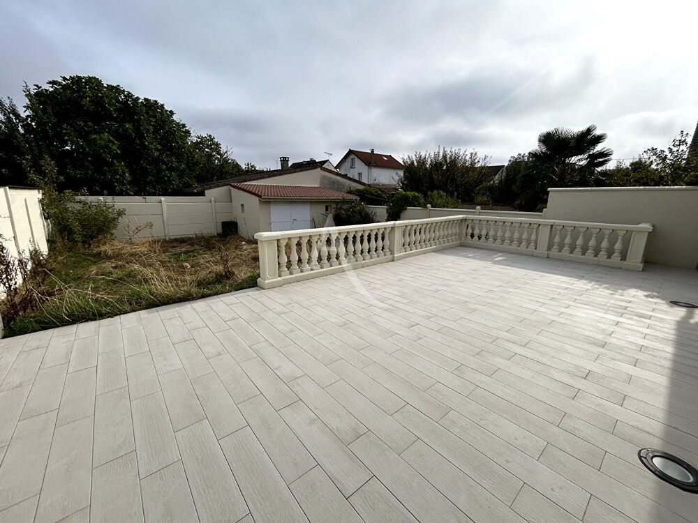 Location Maison Maison Roissy En Brie 7 pièces 160 m2 Roissy en brie