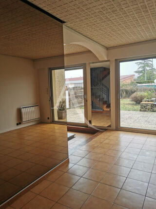  Maison à louer 5 pièces 126 m²