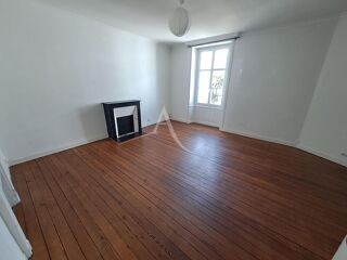  Appartement à louer 3 pièces 80 m²