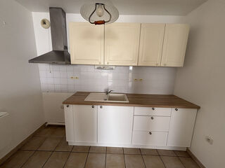  Appartement à louer 3 pièces 66 m²