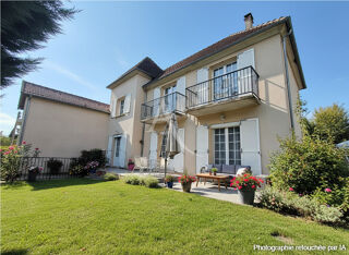  Maison à vendre 8 pièces 205 m²