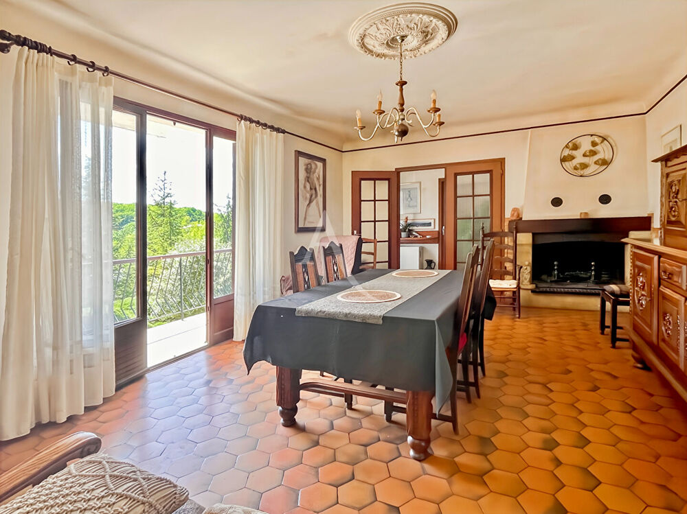 Vente Maison Maison Montayral 6 pièce(s) 125 m2 Montayral