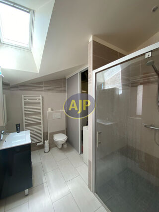  Maison à louer 2 pièces 42 m²