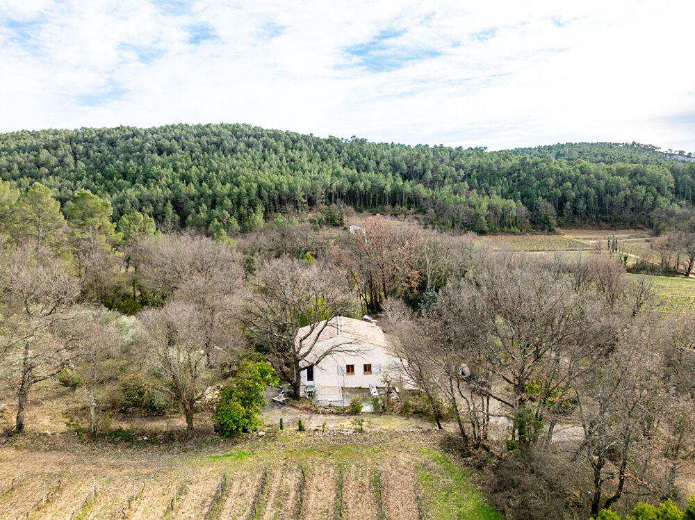 Vente Maison EXCLUSIVITE ! Maison ENTRECASTEAUX 4 pièces 87 m2 sur un terrain de 10700m² Entrecasteaux