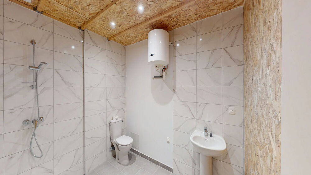   Entrepôt / local d'activités Fréjus 250 m2 + terrain Frejus