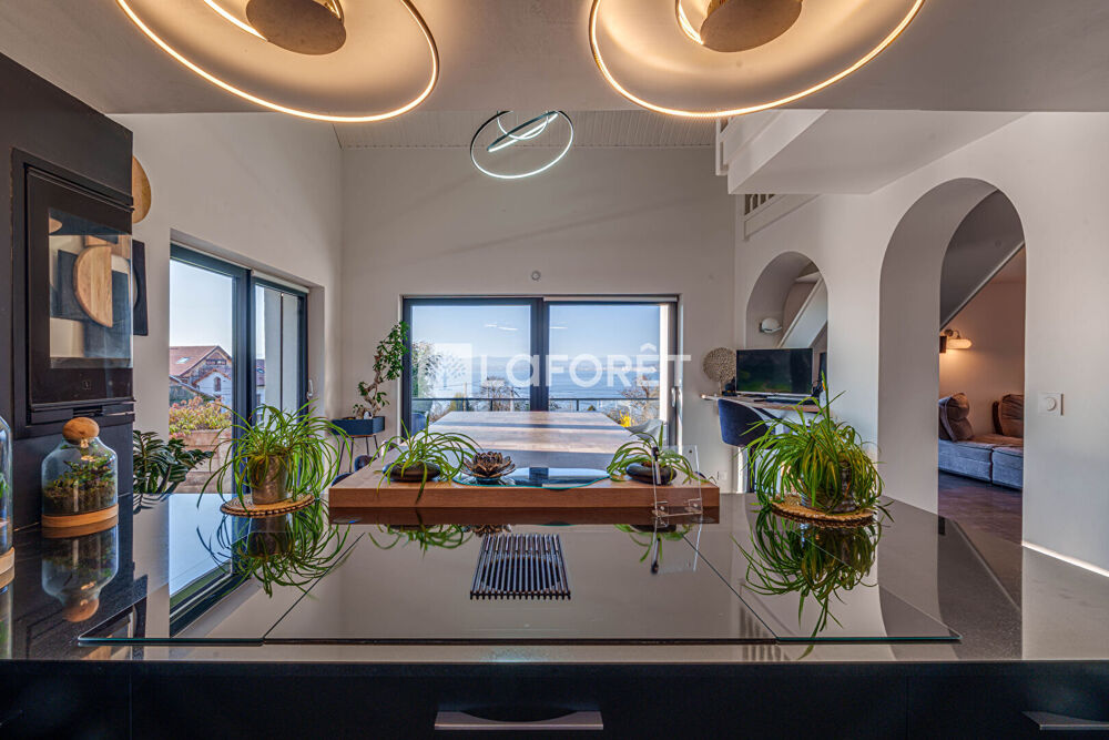 Maison Lugrin 8 pièces 173.17 m² avec piscine