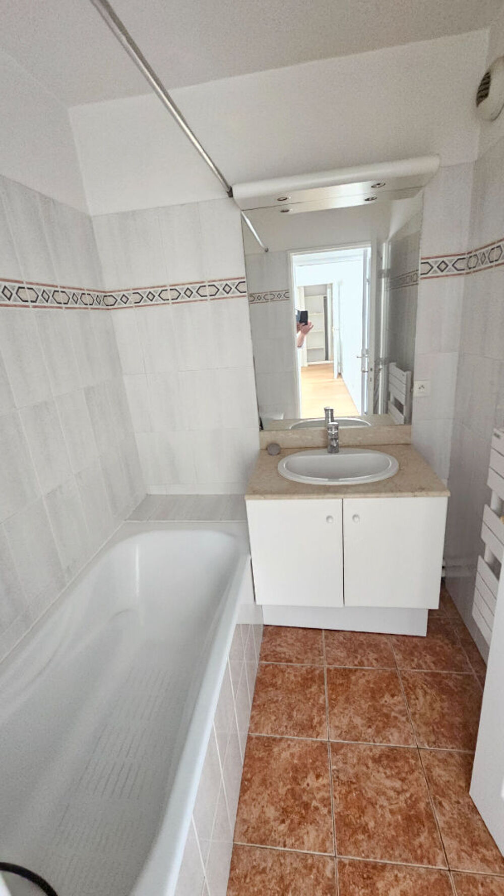 Location Appartement BEAU 2 PIECES + PARKING Paris 15
