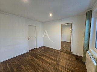  Appartement à louer 3 pièces 66 m²