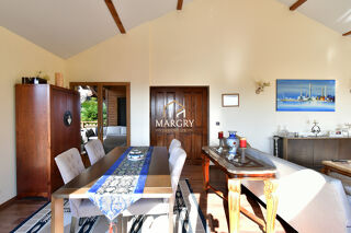  Maison à vendre 8 pièces 226 m²