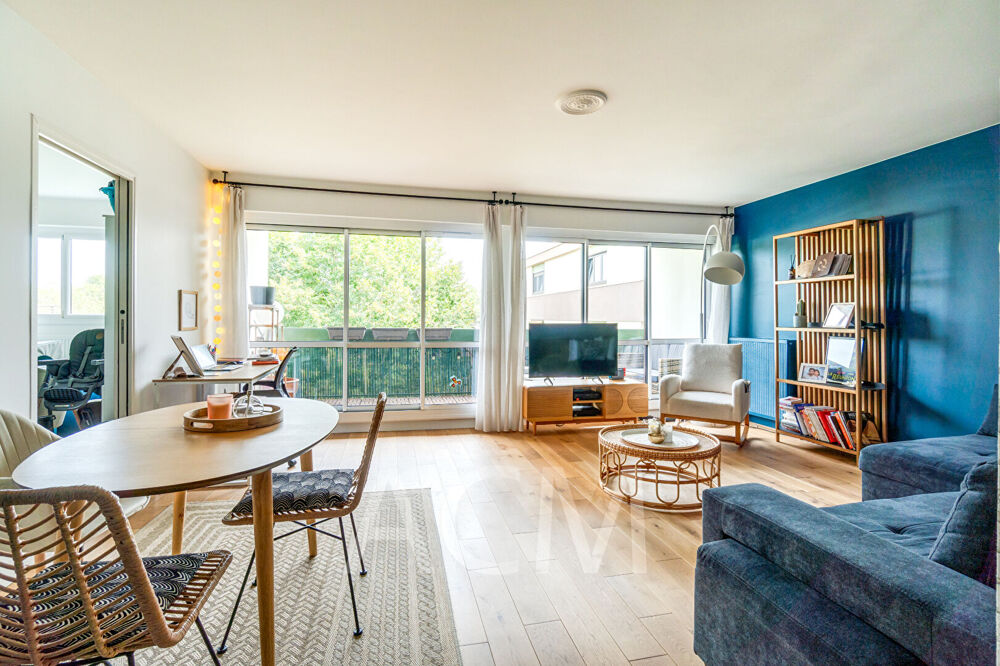 Vente Appartement Appartement 4 pièces à vendre à Le Mesnil Le Roi - Réf 851 Le mesnil le roi