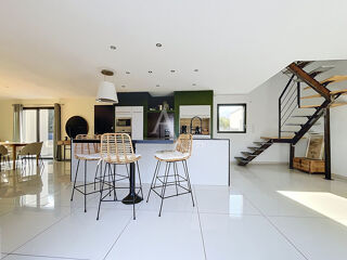  Maison à vendre 8 pièces 184 m²