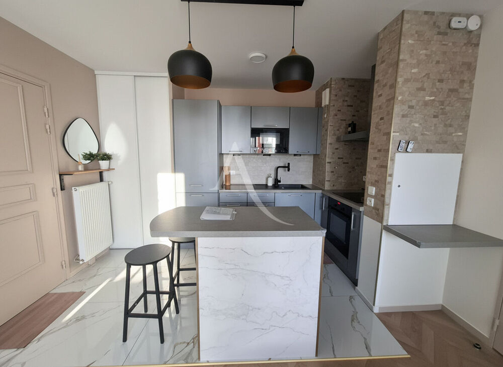Location Appartement À louer  Superbe T2 meublé, rénové avec goût Limeil brevannes
