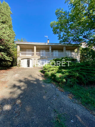 Maison 6 pièces 145 m² · à Cahors · 145 m² · 187 000 €
