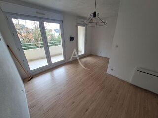  Appartement à louer 2 pièces 34 m²