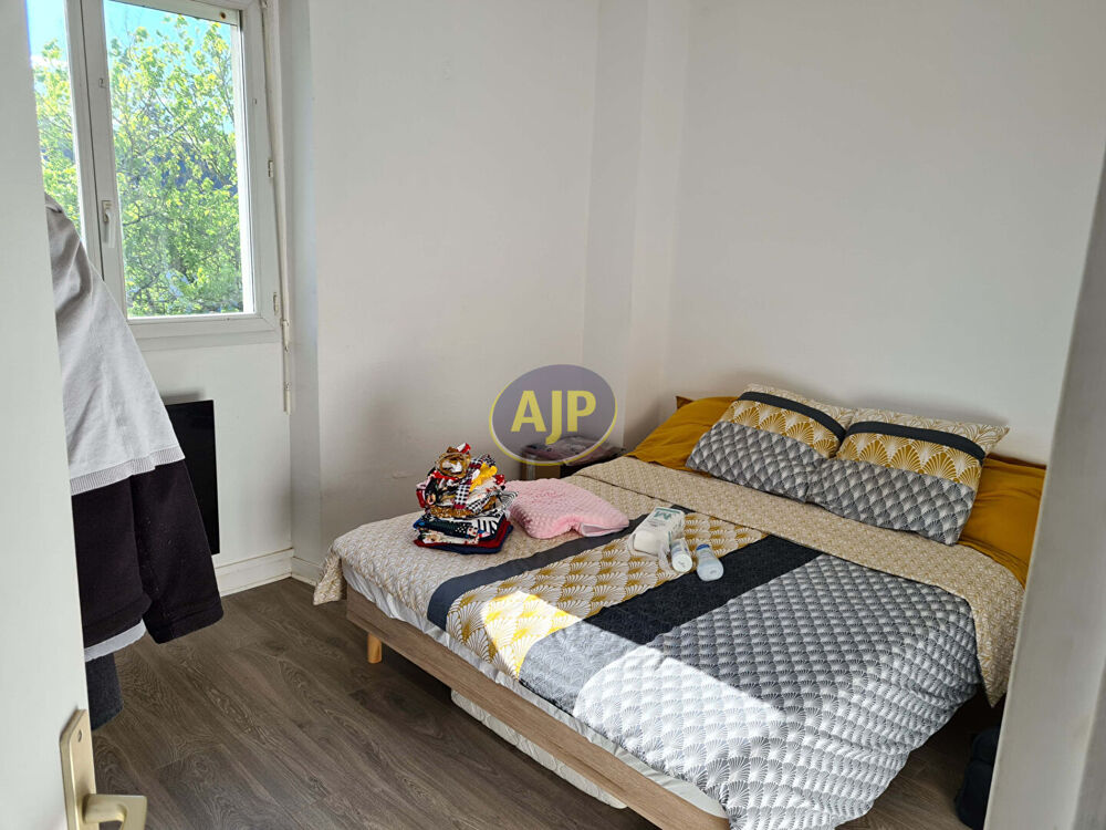 Vente Appartement PIPRIAC, appartement T4,  73m², locataire en place Pipriac