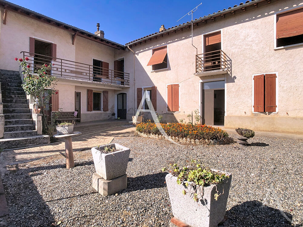 Maison 10 pièces 240 m² · à Longages · 240 m² · 279 000 €