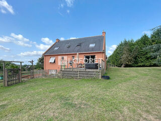  Maison  vendre 8 pices 166 m