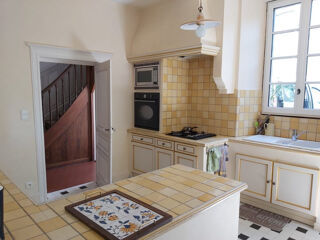  Maison � vendre 10 pi�ces 300 m�