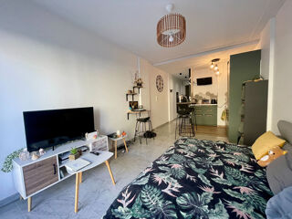  Appartement à louer 1 pièce 28 m²