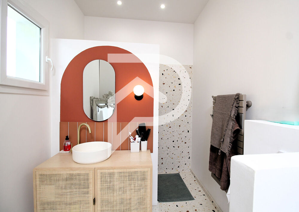 � vendre  Maison Aigues-Mortes (30220)