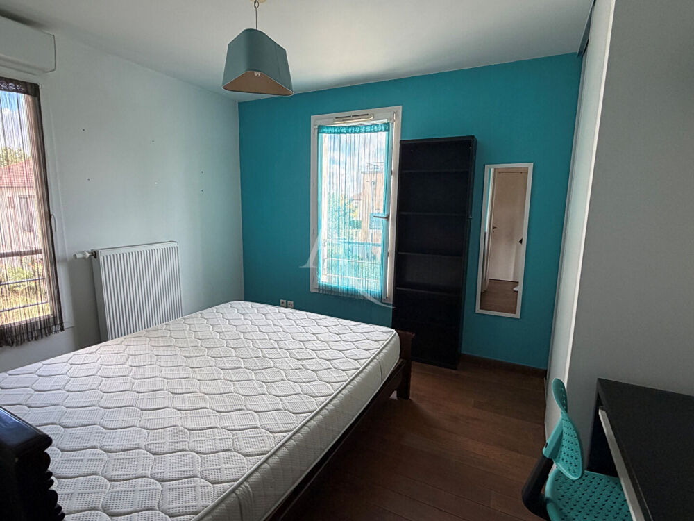Location Appartement Appartement meublé Bussy Saint Georges 3 pièce(s) 62.25 m2 + parkings Bussy saint georges