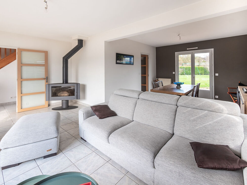 Vente Maison Maison Saint Barthélémy d'Anjou de 7 pièces avec 5 chambres, 147m² habitables avec jardin et garage Saint barthelemy d anjou