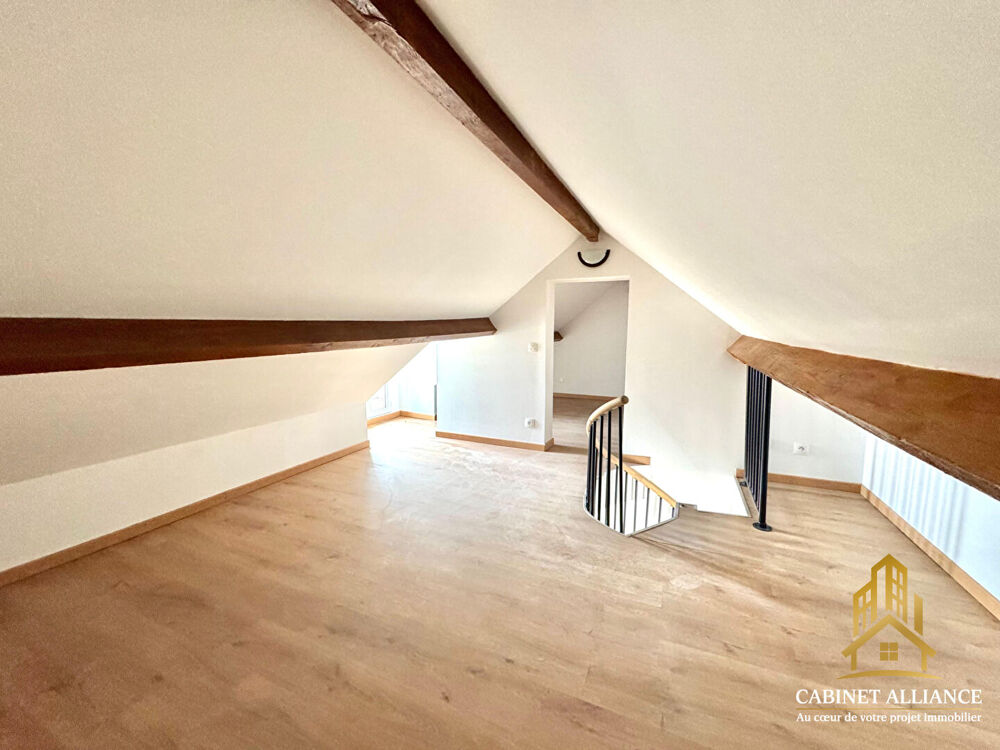 Vente Immeuble Immeuble à vendre à Cesson - Réf. 223 - 6 pièces, 4 chambres Cesson