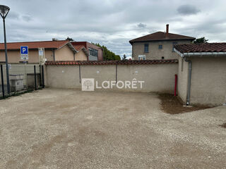  Parking / Garage � louer 