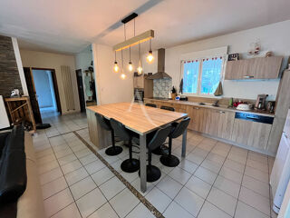  Maison  vendre 7 pices 170 m